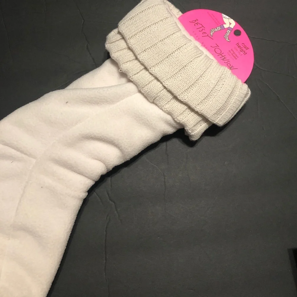 Betsey Johnson beige cream calf length sweater cuff fleece  boot liners size M/L